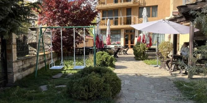 Семеен хотел Метеор