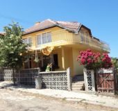 House Vitka's yellow house