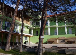 House Kompleks Magic Life, Dropla, Ruen
