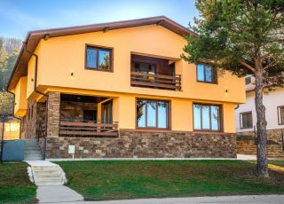 House Guest house Elena SPA, Tsigov chark