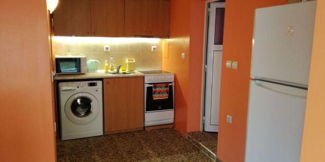 Студио за нощувки Сияние - Център