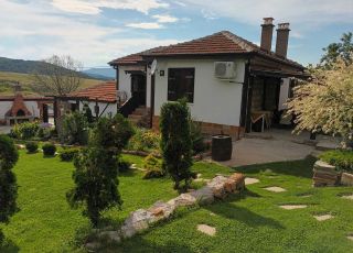 House Chakalovi’s Cottage, Bryastovo