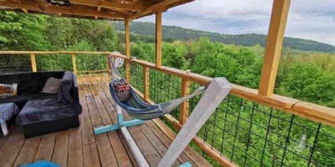 Вила с изглед към Балкана