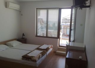 Separate room Private rooms at Karacholovi, Sozopol