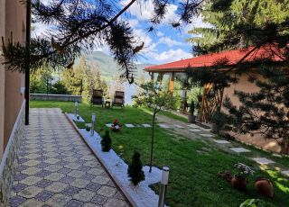 House Paradise, Sarnitsa