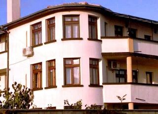 House Toni, Varna