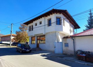 Family hotel Botez, Tazha