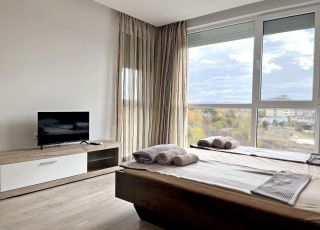 Separate room In the Middle of the Park, Hissarya