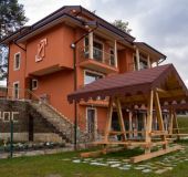 House Guest houses Ivaros