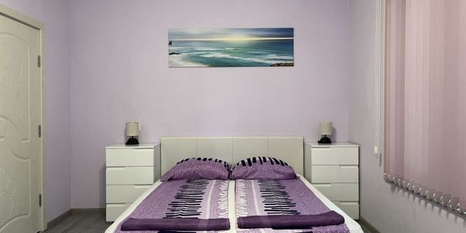 Апартамент Михаела - Лазур