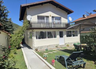 House Freya Guest house, Beli Iskar