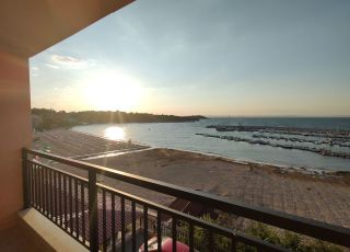 Apartment Admiral Sea Residence, Chernomorets