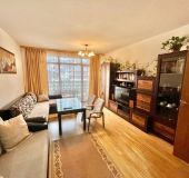 Апартамент на първа линия