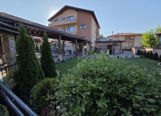 House Pelevi, Rakitovo