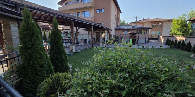 Къща за гости Пелеви