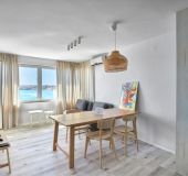 Apartment 1BD Flat with sea view