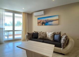 Apartment Paradiso 102 with sea view, Nessebar