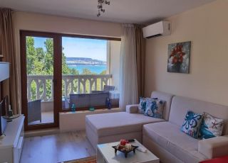 Apartment By the Waves luxury beach, Varna