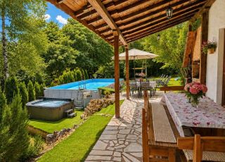 House Villa Ruen, Troyan