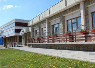 Hotel Plaviss, Tryavna