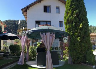House Guest house Nia, Beli Iskar