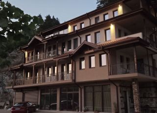 House Nadezhda Guest House, Zlatograd