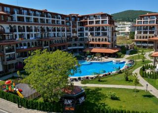 Apartment in Olymp Aparthotel, Saint Vlas