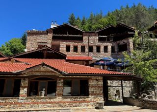 Family hotel Hotel - restaurant Izvorat, Arda