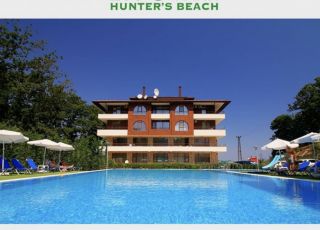 Апартамент Hunters beach