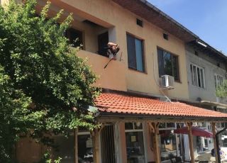 House At mama’s guest house, Vetovo