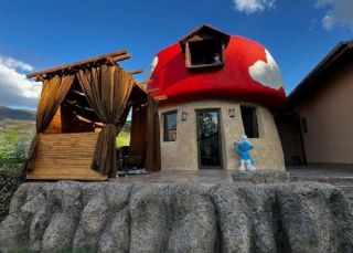 House The fairy house of the smurfs, Krayni Dol