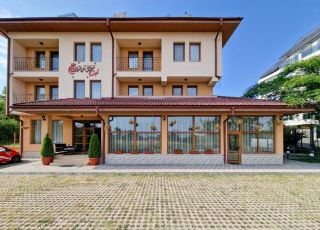 Family hotel Ailyak Club, Hissarya