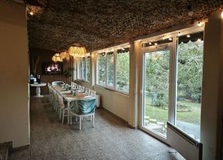 House Milos House, Constantine and Helena