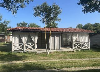 Bungalow Camping Oasis, Lozenets