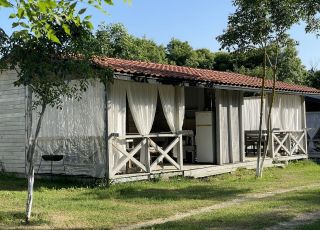 Bungalow Oasis Camping , Lozenets