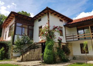 House Villa Dobrevi, Batishnitsa