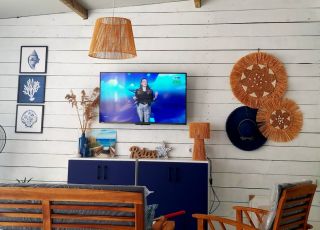 Bungalow Sea bungalow's SineMira, Chernomorets