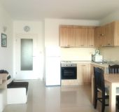 Apartment Studio next to the beach, swim