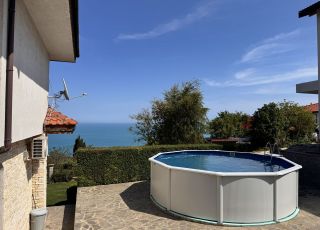 House Villa Azur- Sea View Luxury wi, Balchik