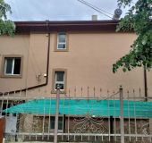 House Guest house Tuk e taka