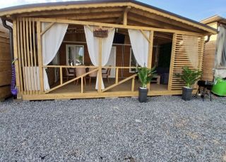 Bungalow Bungalo Bat Di, Chernomorets