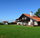 House Guest houses Hunting complex