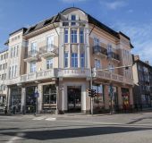 Hotel Corner House