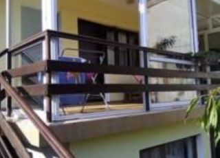 House Morski raj, Byala