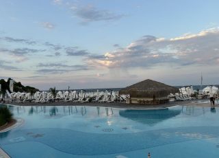 Apartment Oasis Resort and SPA apartment, Lozenets