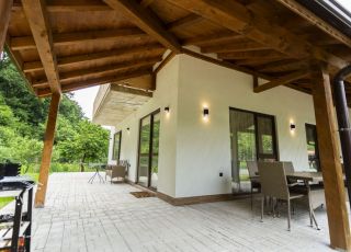 House Forest Nest, Krayni Dol