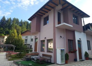 Apartment Valero, Elhovec
