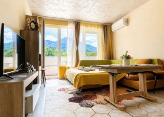 Apartment V Home by R and D, Vratsa