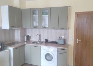 Apartment Photinia, Byala