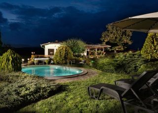 House Paradise, Maryan